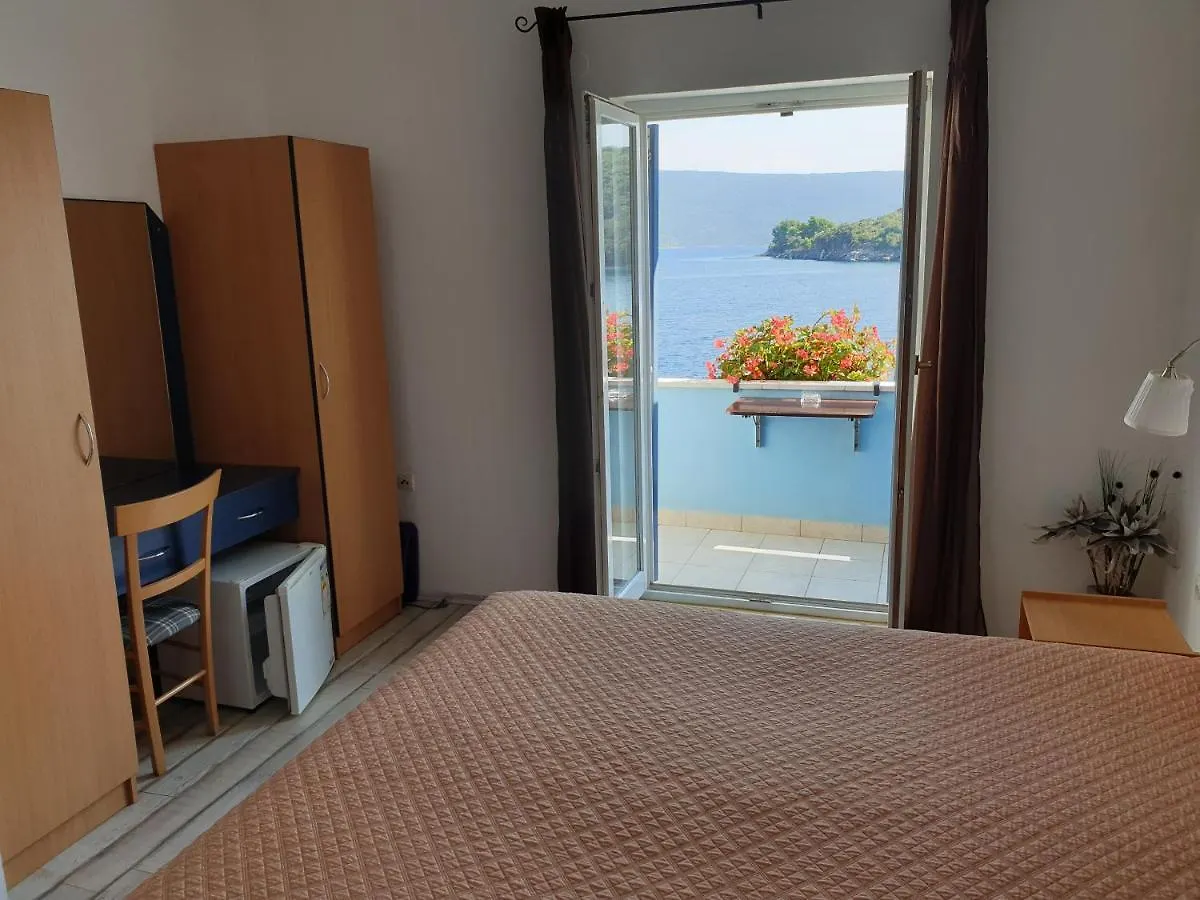 Sobe Mamalu Bed & Breakfast Valun 3*,