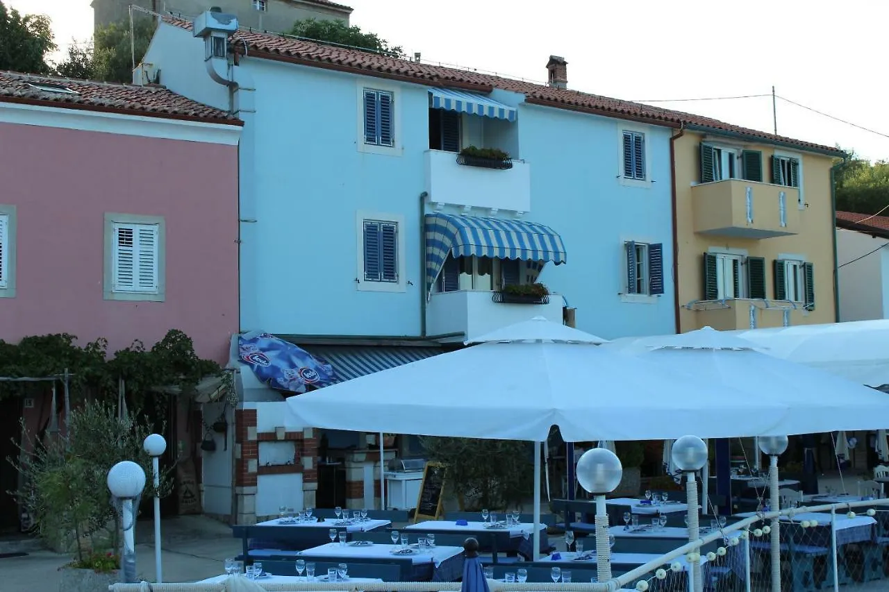 Sobe Mamalu Bed & Breakfast Valun Croatia