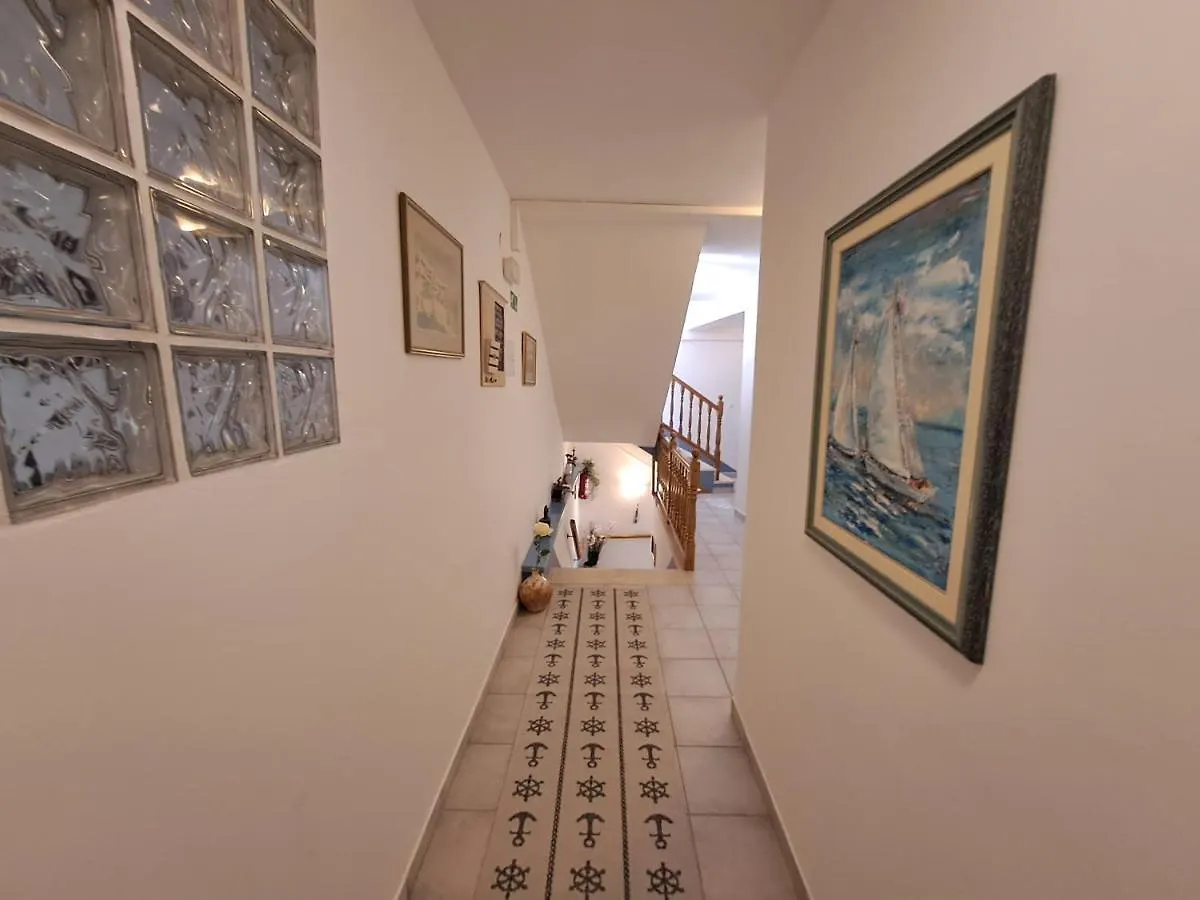 Bed and Breakfast Sobe MaMaLu Valun Kroatien
