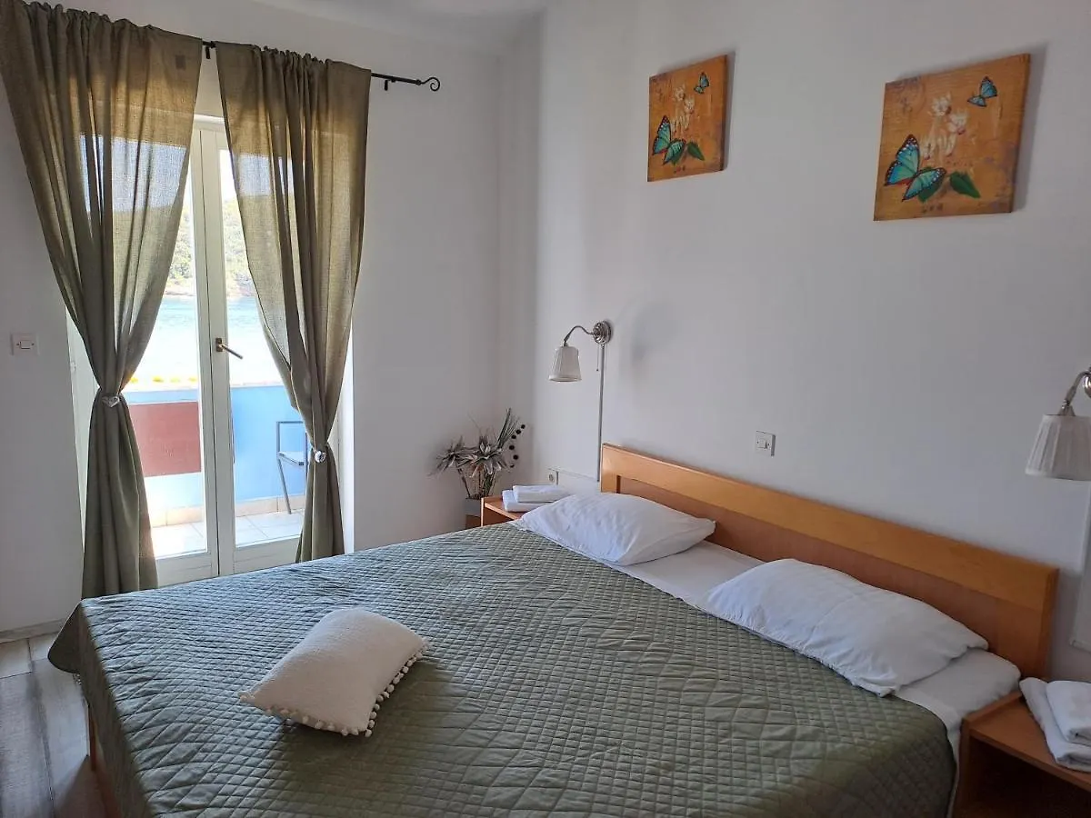 ***  Sobe Mamalu Bed & Breakfast Valun Croatia