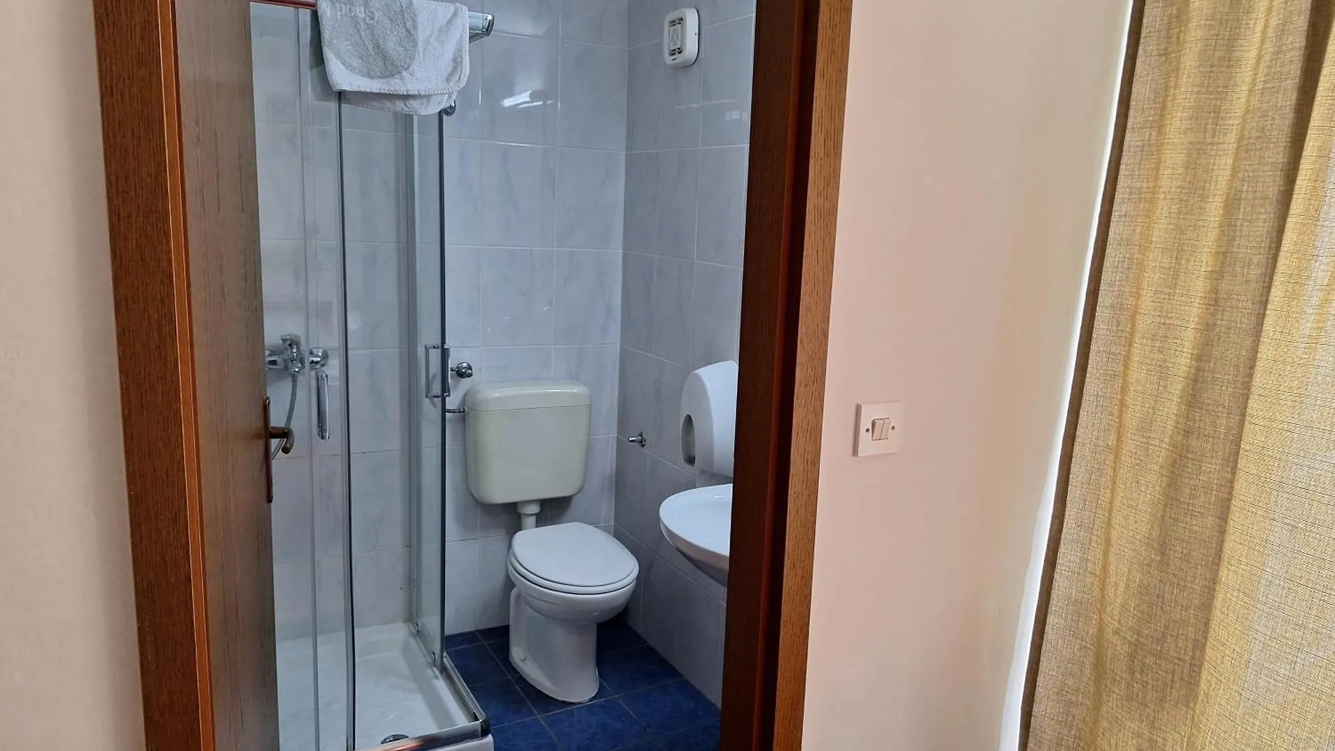 Bed and Breakfast Sobe MaMaLu Valun 3*,